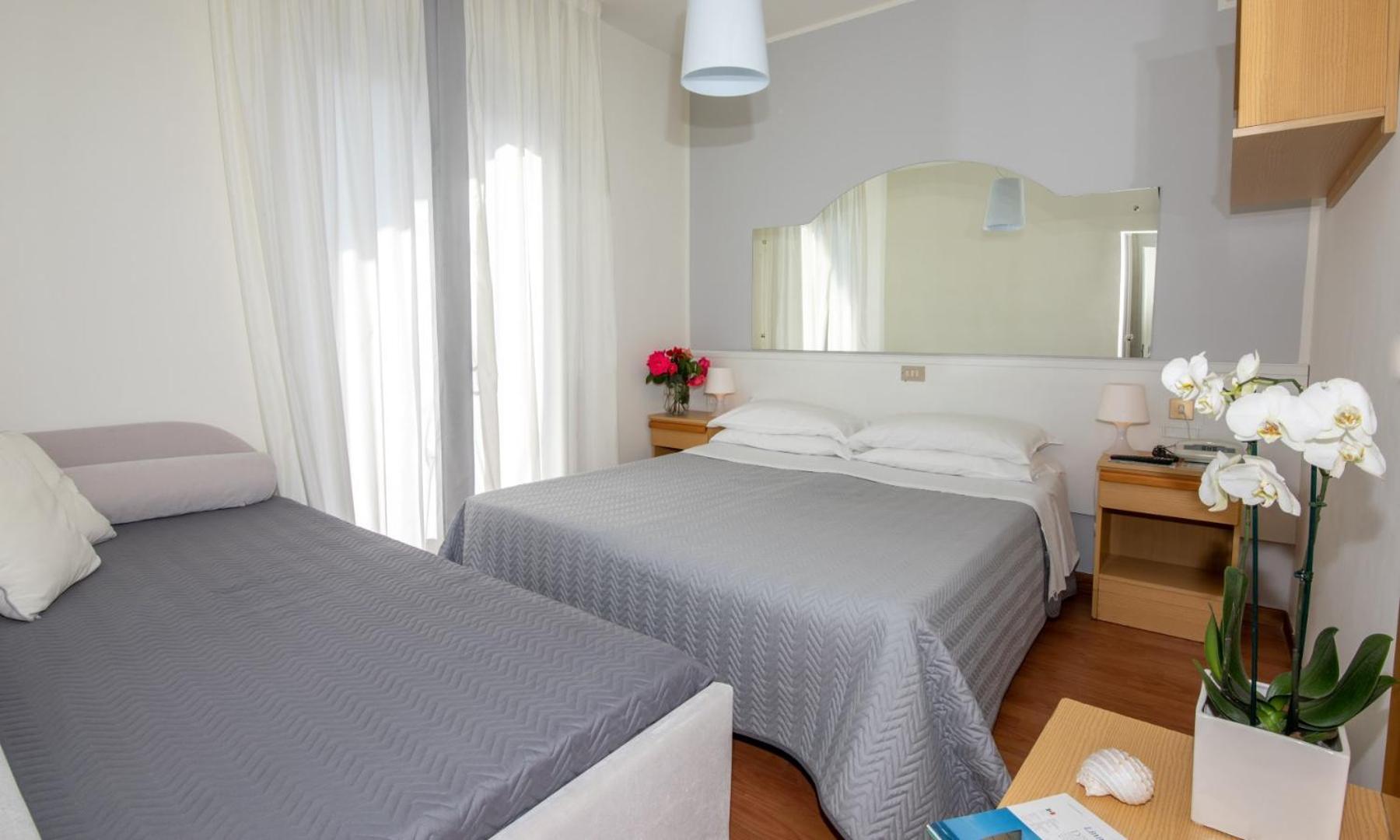 Hotel Plaza Esplanade Lido di Jesolo Ngoại thất bức ảnh